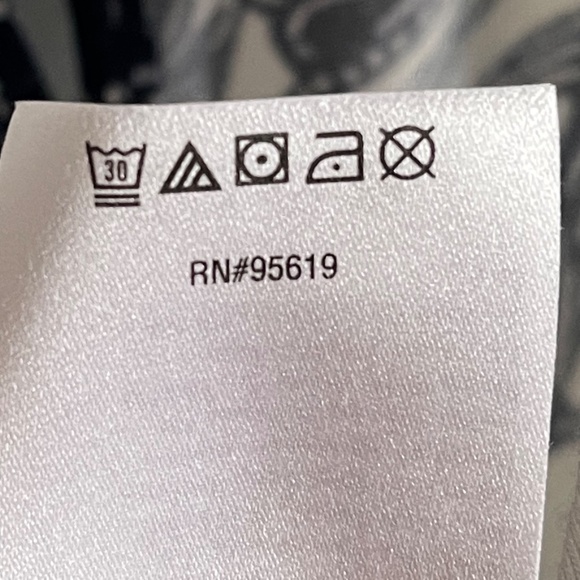 Style & Co floral Cropped Elastic Waist Romper Sz M - Picture 10 of 10